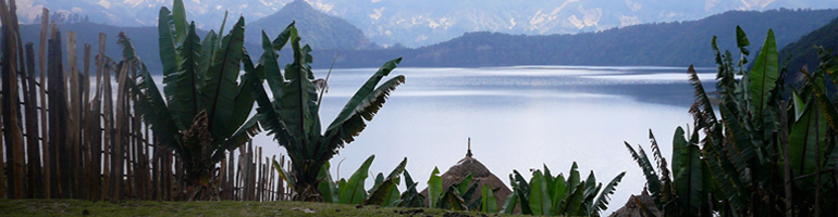 view on venchi lake